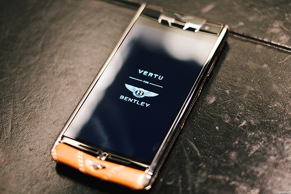 Lý giải tại sao hãng điện thoại Vertu đắt nhất thế giới?